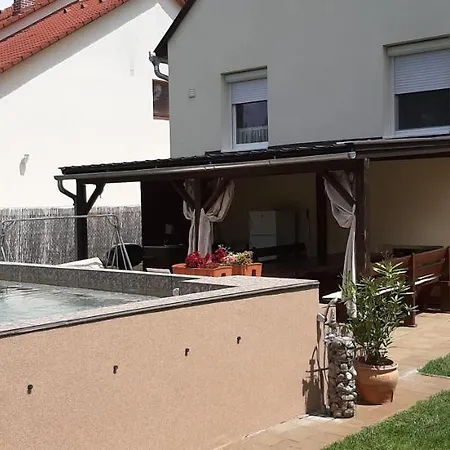 Mimi * Nyíregyháza