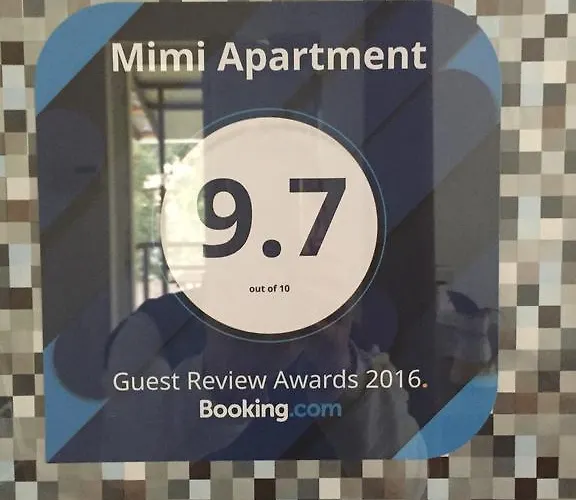 Mimi Villa *